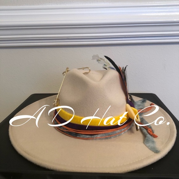 Custom-Made Felt Fedora - “Brunch Barbie” - Picture 10 of 10